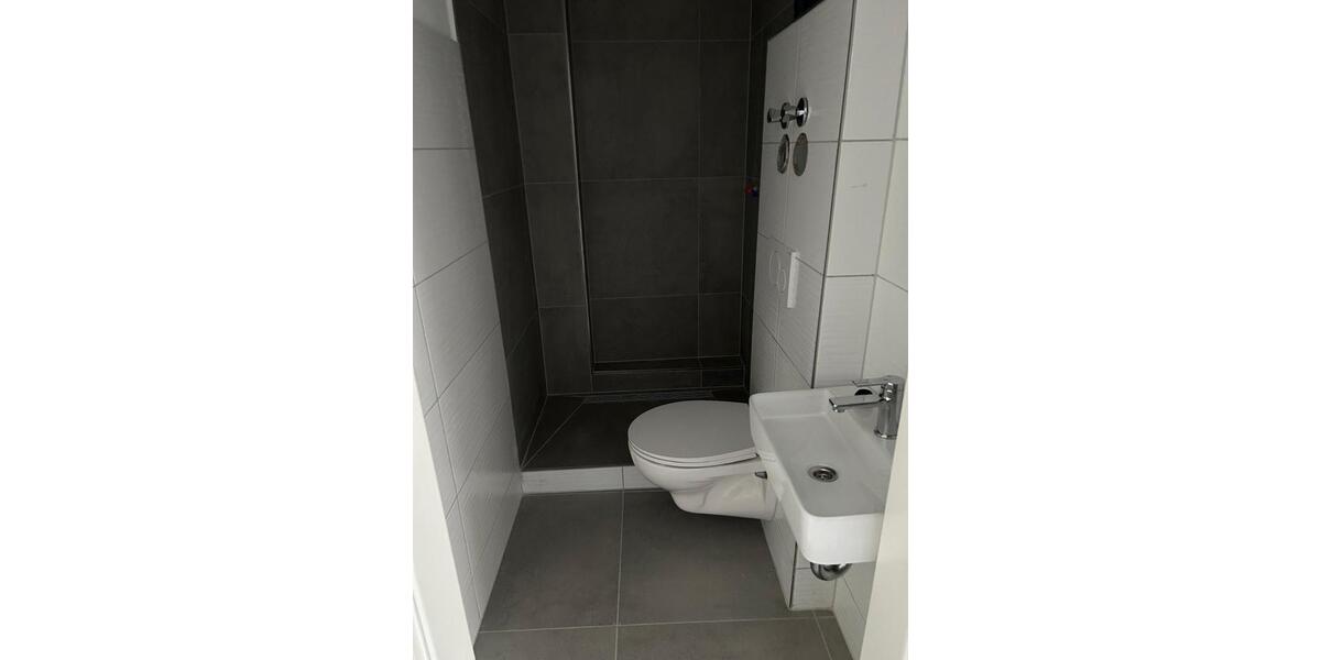 Gewerbeobjekt Neckarsulm - 2.500&euro; | Angebot:24771358
