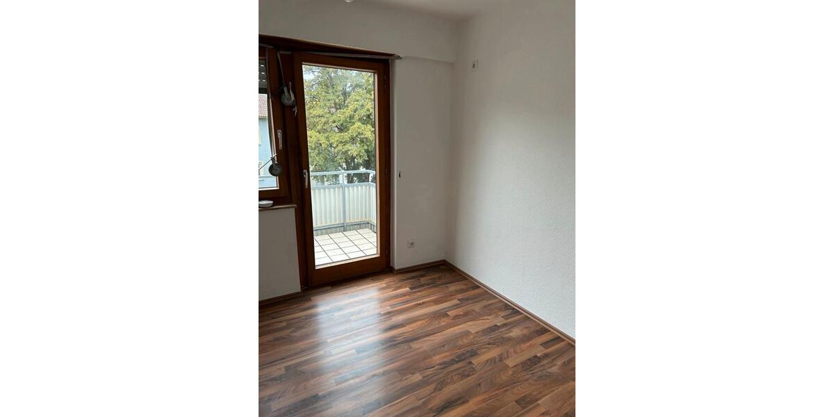 Etagenwohnung Esslingen am Neckar Oberesslingen - 2 Zimmer, 60 m&sup2;, 940&euro; | Angebot:26050702