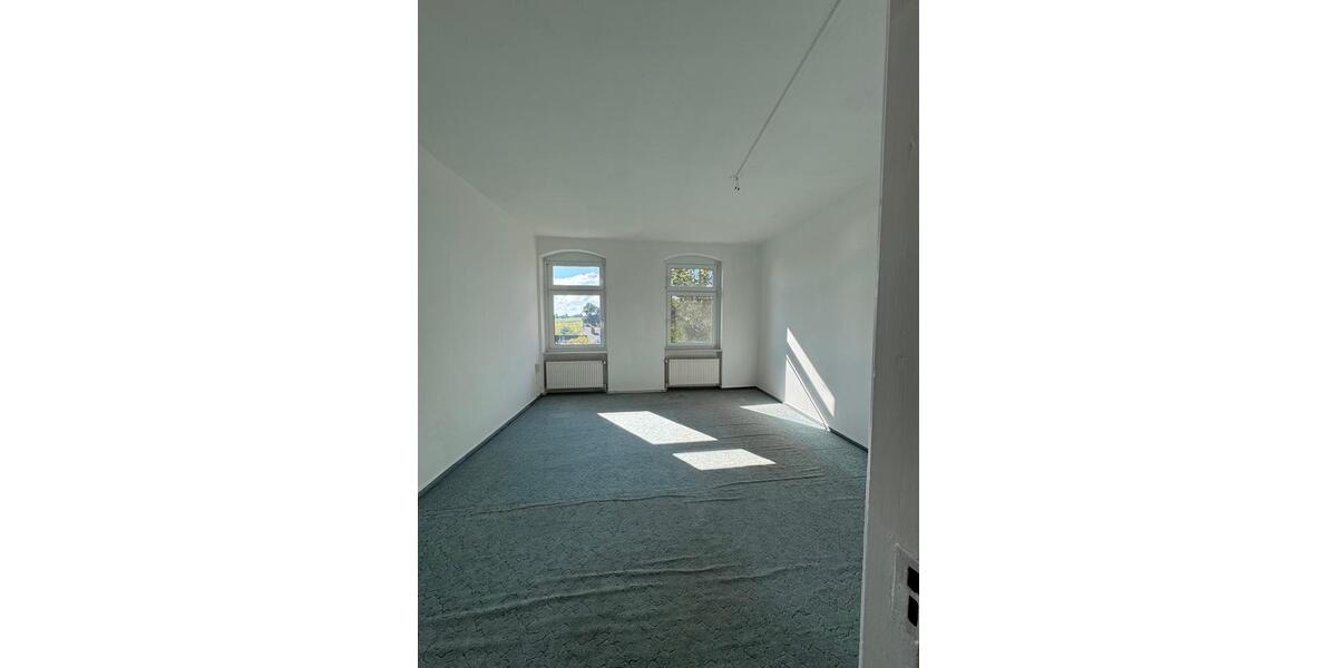 Etagenwohnung Waldheim - 3 Zimmer, 93 m&sup2;, 390&euro; | Angebot:25881894