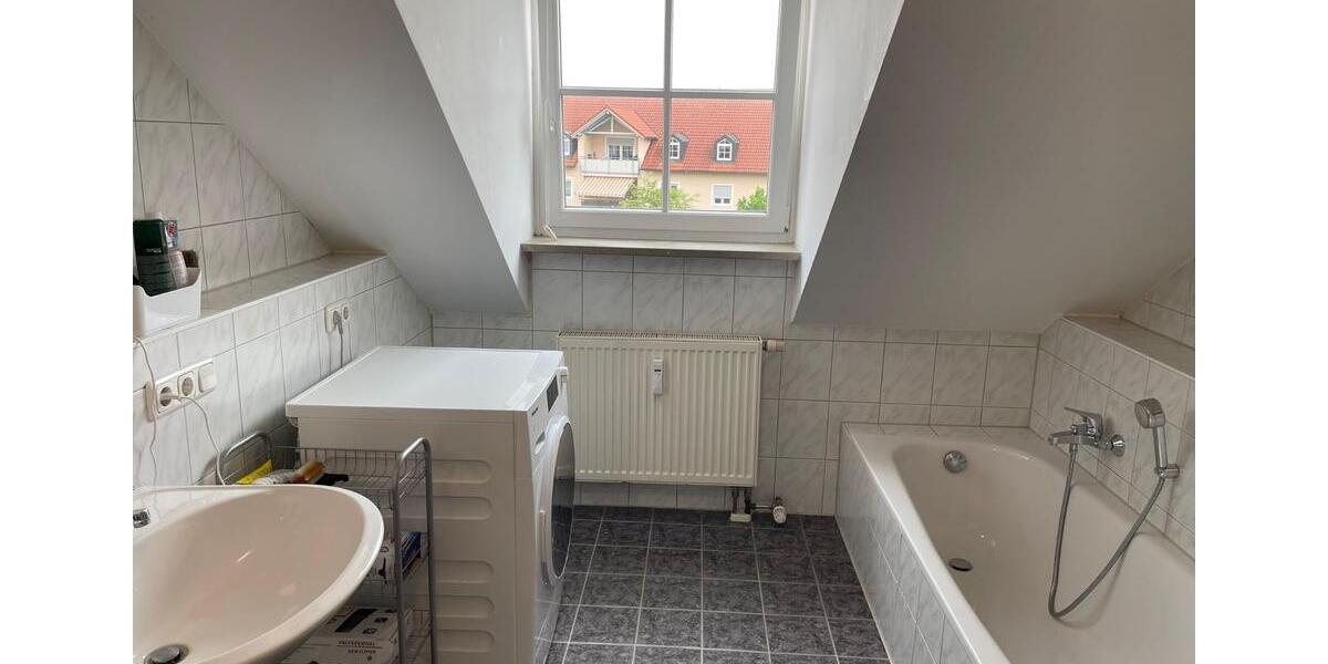 Dachgeschoßwohnung Mühldorf am Inn - 1 Zimmer, 17 m&sup2;, 400&euro; | Angebot:24747329