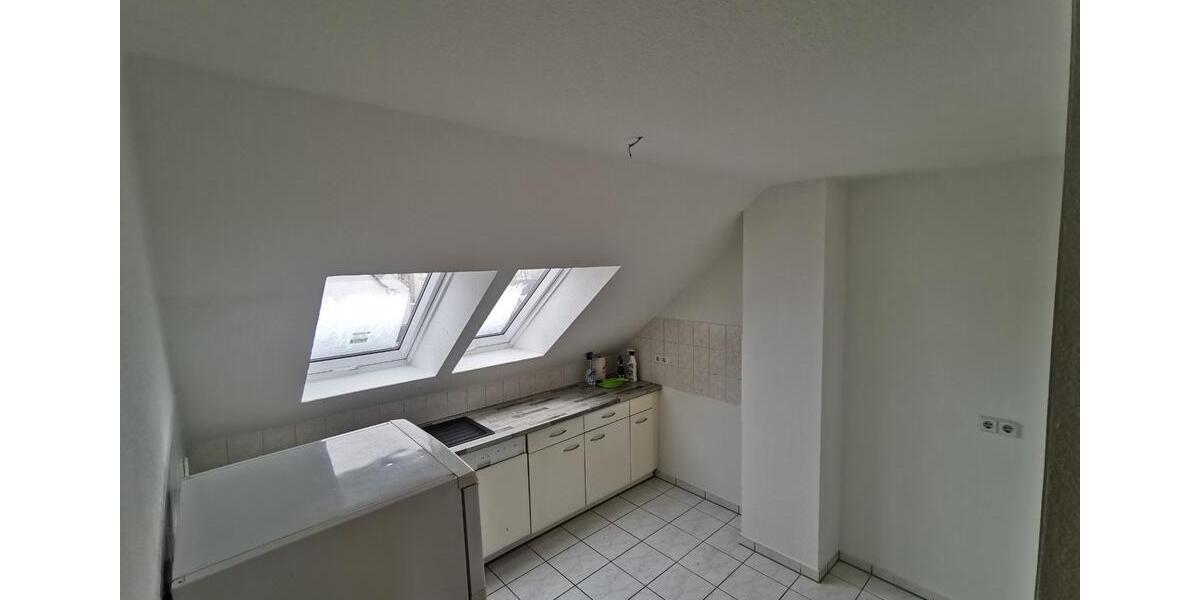 Dachgeschoßwohnung Rathenow - 3 Zimmer, 61 m&sup2;, 470&euro; | Angebot:25102799