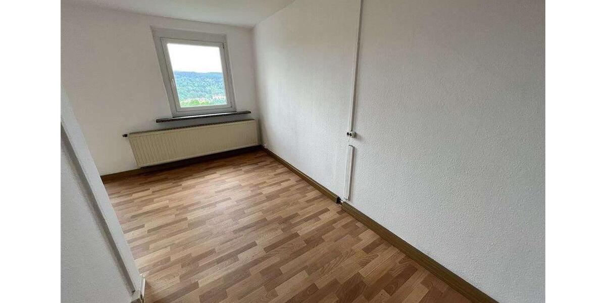 Etagenwohnung Suhl - 3 Zimmer, 54 m&sup2;, 299&euro; | Angebot:25918457