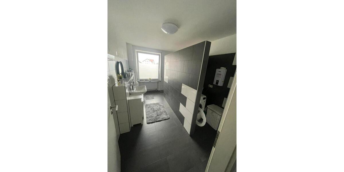 Terrassenwohnung Ensdorf - 3 Zimmer, 125 m&sup2;, 950&euro; | Angebot:23876498