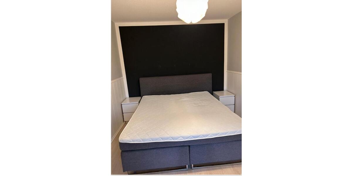 Etagenwohnung Esslingen am Neckar - 3 Zimmer, 80 m&sup2;, 1.200&euro; | Angebot:25158590