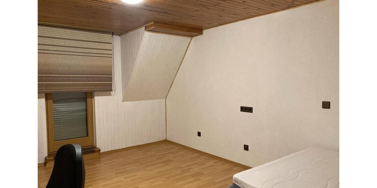 Wohnen auf Zeit Göttingen Grone - 1 Zimmer, 80 m&sup2;, 470&euro; | Angebot:26214475