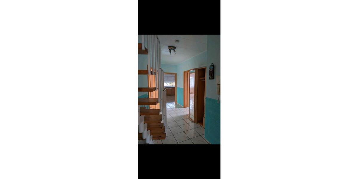 Etagenwohnung Bad Laer - 4 Zimmer, 148 m&sup2;, 1.100&euro; | Angebot:26312311