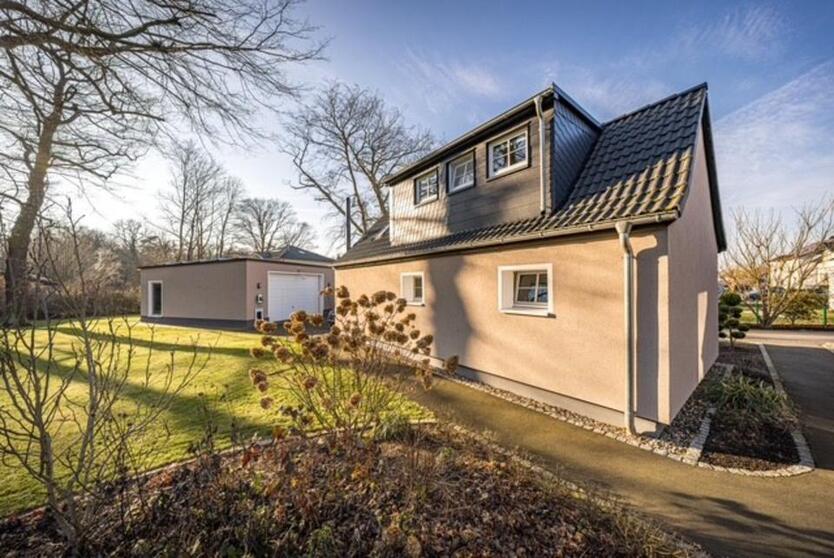 Möbliertes kleines Einfamilienhaus auf ruhigem Grundstück! (nur Einpersonenhaushalt und keine Haustiere erlaubt) zimmer