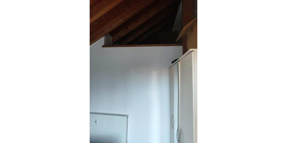 Dachgeschoßwohnung Geislingen - 1 Zimmer, 40 m&sup2;, 500&euro; | Angebot:26704426