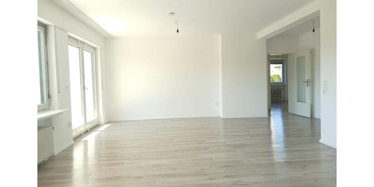 Erdgeschoßwohnung Lemgo - 4 Zimmer, 116 m&sup2;, 1.200&euro; | Angebot:26343005
