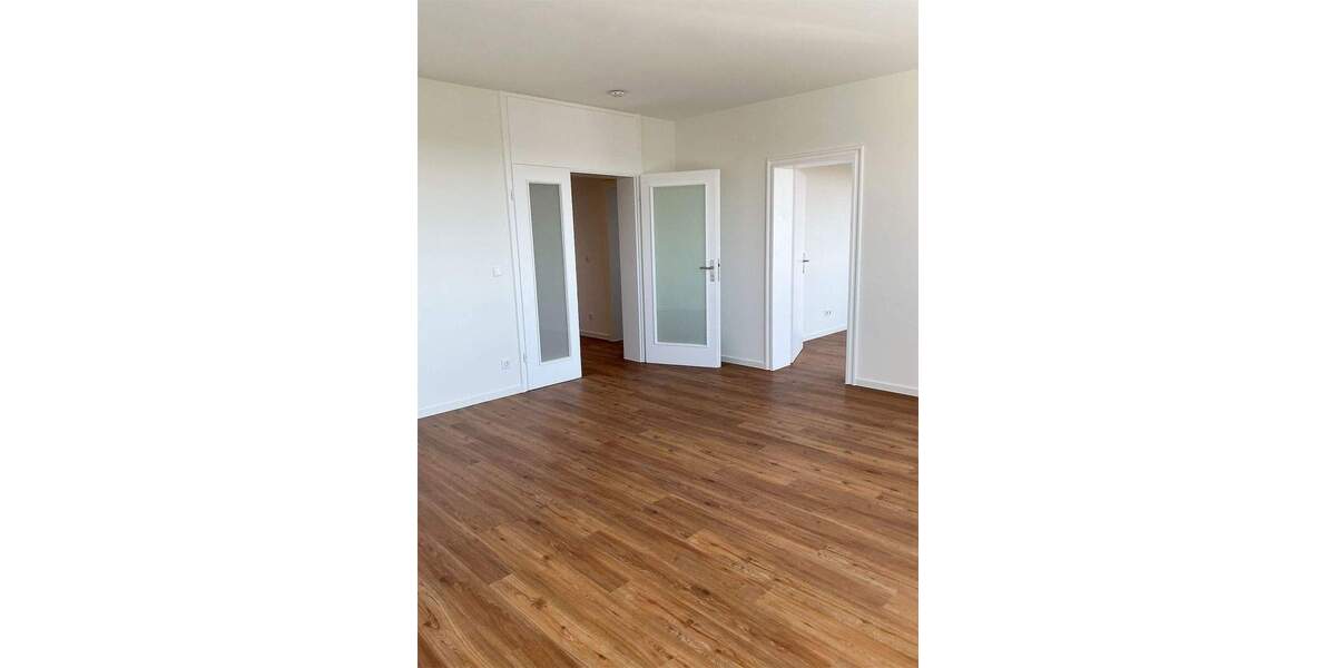 Etagenwohnung Köln Bayenthal - 3 Zimmer, 98 m&sup2;, 1.680&euro; | Angebot:25834753