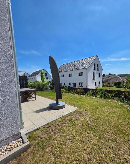 Einfamilienhaus Weisendorf - 5 Zimmer, 167 m&sup2;, 2.017&euro; | Angebot:26703962