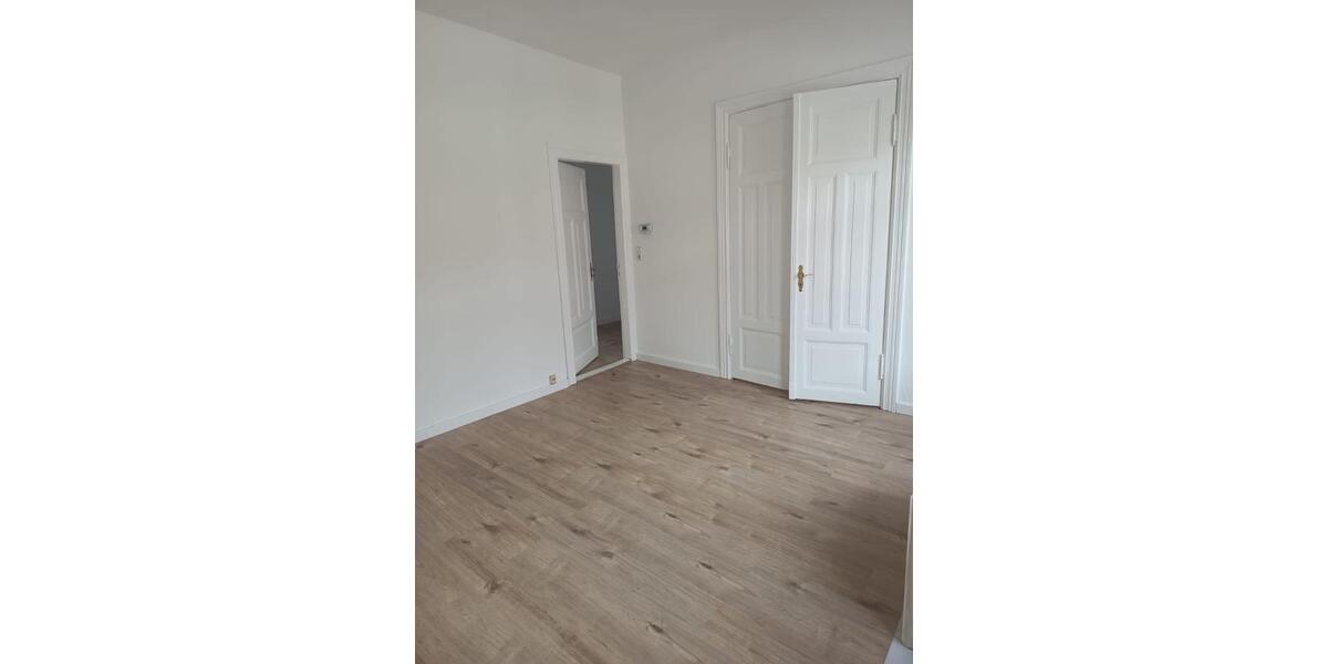 Etagenwohnung Bremerhaven - 3 Zimmer, 61 m&sup2;, 420&euro; | Angebot:26619529