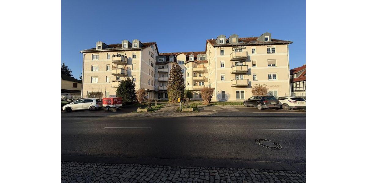 Etagenwohnung Meuselwitz - 3 Zimmer, 75 m&sup2;, 390&euro; | Angebot:25351908