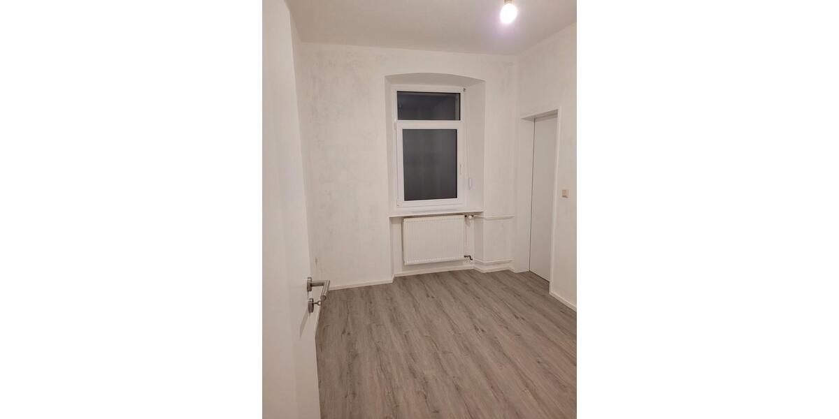 Etagenwohnung Stromberg - 3 Zimmer, 86 m&sup2;, 680&euro; | Angebot:26074128