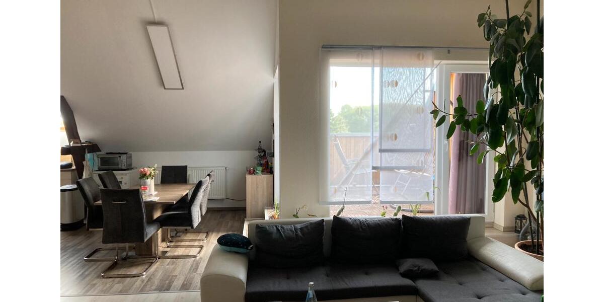 Dachgeschoßwohnung Egeln - 4 Zimmer, 134 m&sup2;, 700&euro; | Angebot:26698379