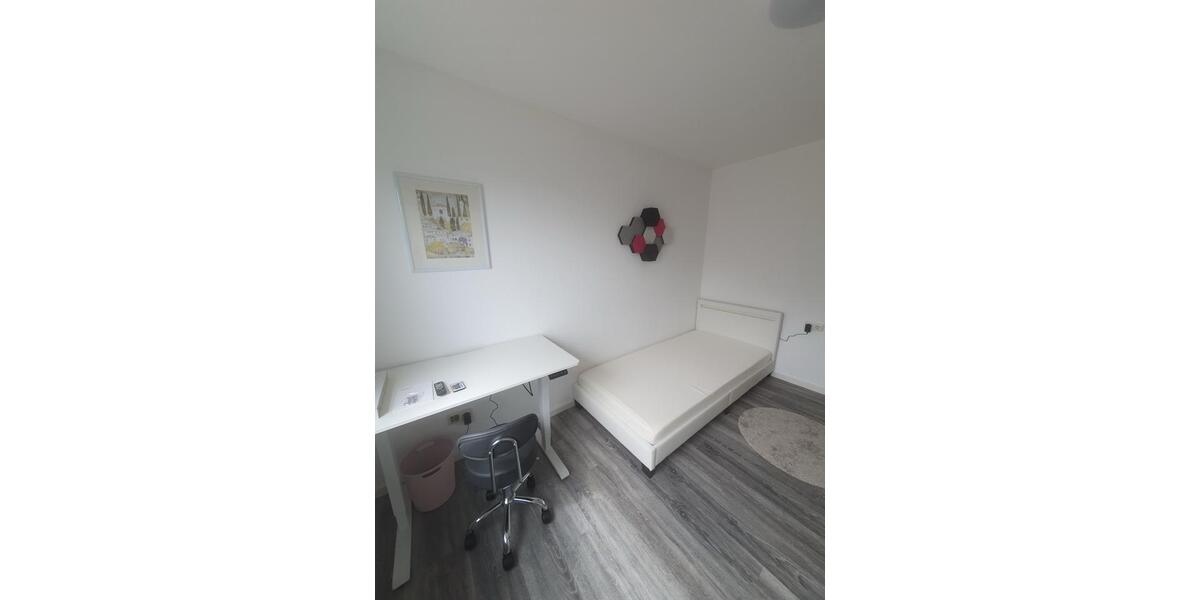 Wohnen auf Zeit Waldenburg - 1 Zimmer, 20 m&sup2;, 354&euro; | Angebot:24875262