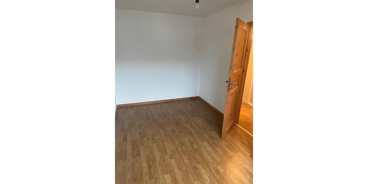 Reihenhaus Tastrup - 4 Zimmer, 92 m&sup2;, 1.080&euro; | Angebot:25232854