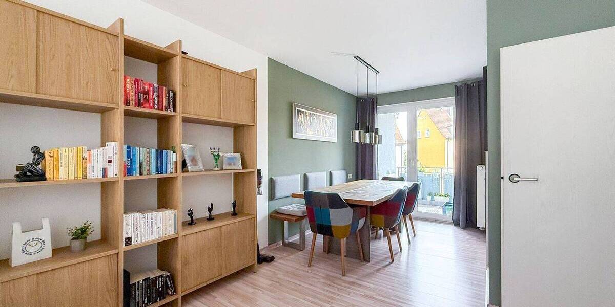Etagenwohnung Schweinfurt Innenstadt - 4 Zimmer, 90 m&sup2;, 725&euro; | Angebot:26786755