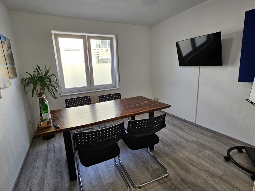 Büro oder Praxis für Heilpraktiker und Co. *Stellplatz *Terrasse