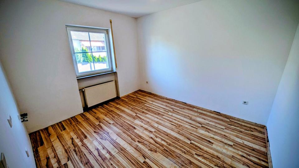 Etagenwohnung Feuchtwangen - 2 Zimmer, 64 m&sup2;, 560&euro; | Angebot:25539750