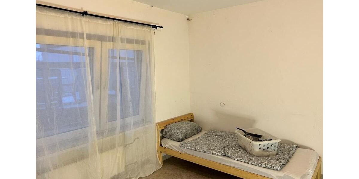 Etagenwohnung Driedorf - 1 Zimmer, 15 m&sup2;, 300&euro; | Angebot:26096711