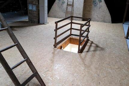 Dachboden (150 qm) als Lager, Atelier zu vermieten zimmer