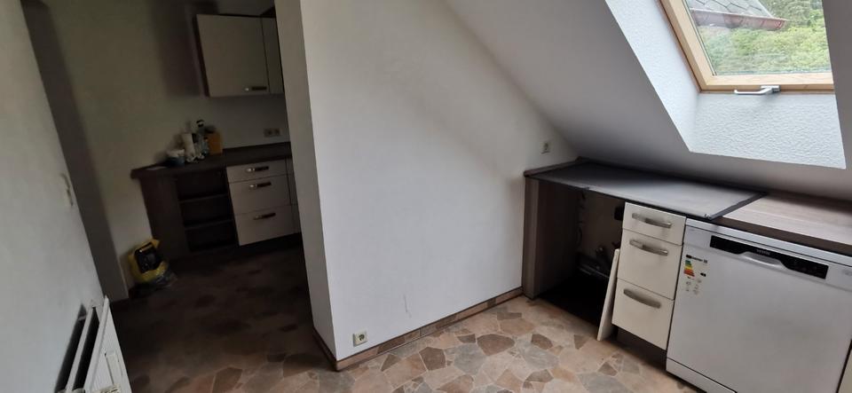 Dachgeschoßwohnung Schwarzatal - 3 Zimmer, 80 m&sup2;, 400&euro; | Angebot:26221782