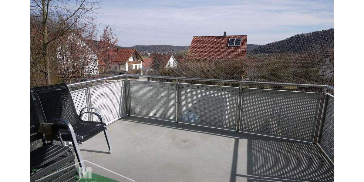 Schmucke 2-Zimmer-Erdgeschoss-Wohnung mit herrlichem Ausblick in DietfurtTöging 2 zimmer