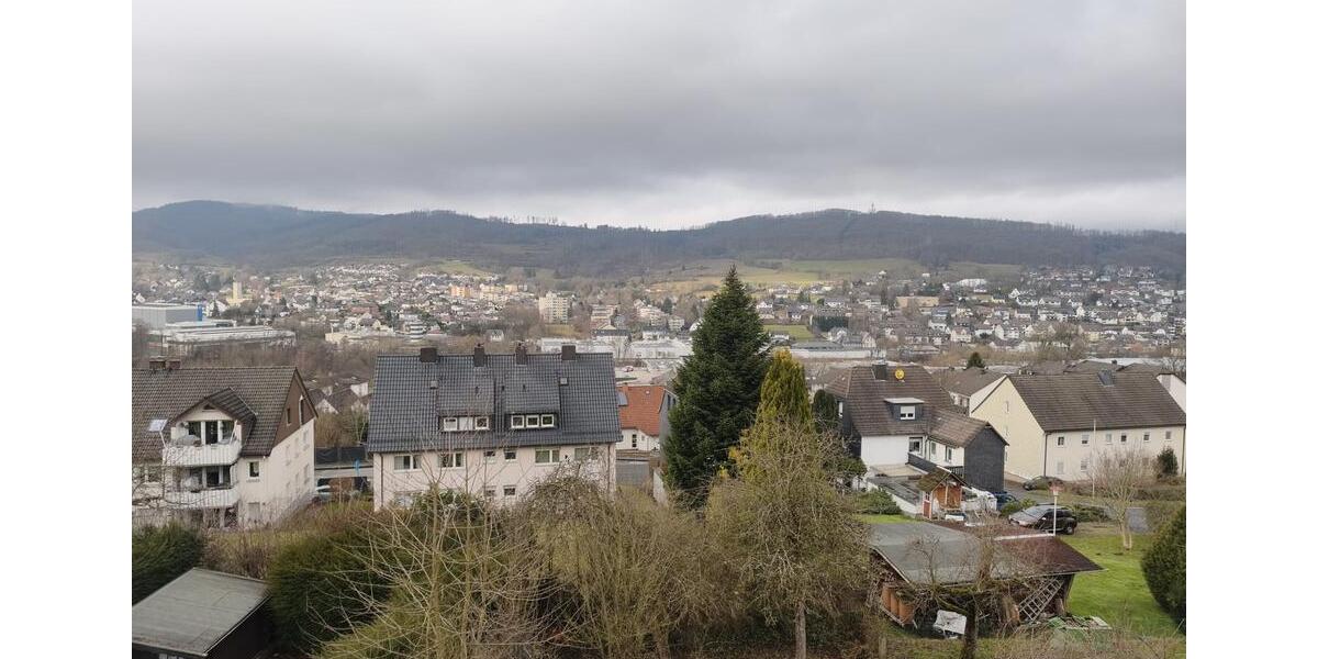 Dachgeschoßwohnung Plettenberg - 4 Zimmer, 68 m&sup2;, 450&euro; | Angebot:24743891