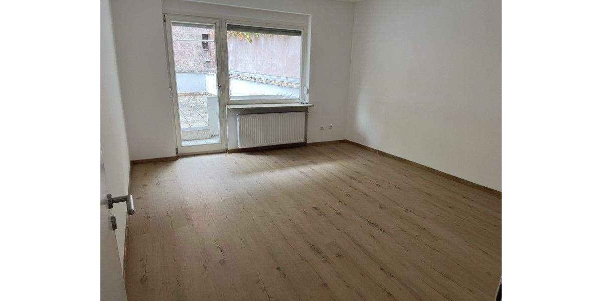 Etagenwohnung Nürnberg Lorenz - 4 Zimmer, 83 m&sup2;, 980&euro; | Angebot:24027397