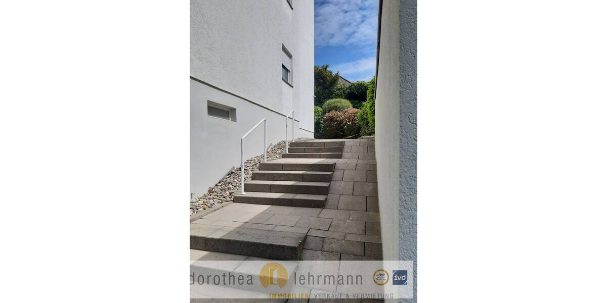 Etagenwohnung Wiesbaden Südost - 4 Zimmer, 152 m&sup2;, 1.900&euro; | Angebot:26170806