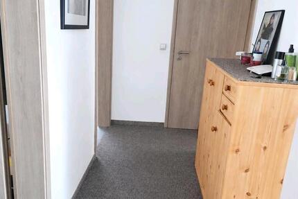 Wohnung Gifhorn - 3 Zimmer, 75 m&sup2;, 900&euro; | Angebot:27592041