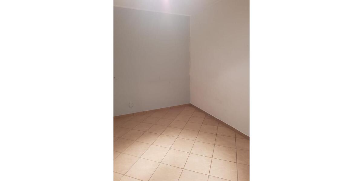 Etagenwohnung Wirges - 4 Zimmer, 98 m&sup2;, 1.300&euro; | Angebot:26603502