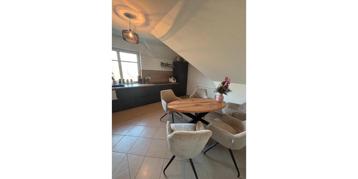 Dachgeschoßwohnung Ahaus - 3 Zimmer, 94 m&sup2;, 893&euro; | Angebot:24597553