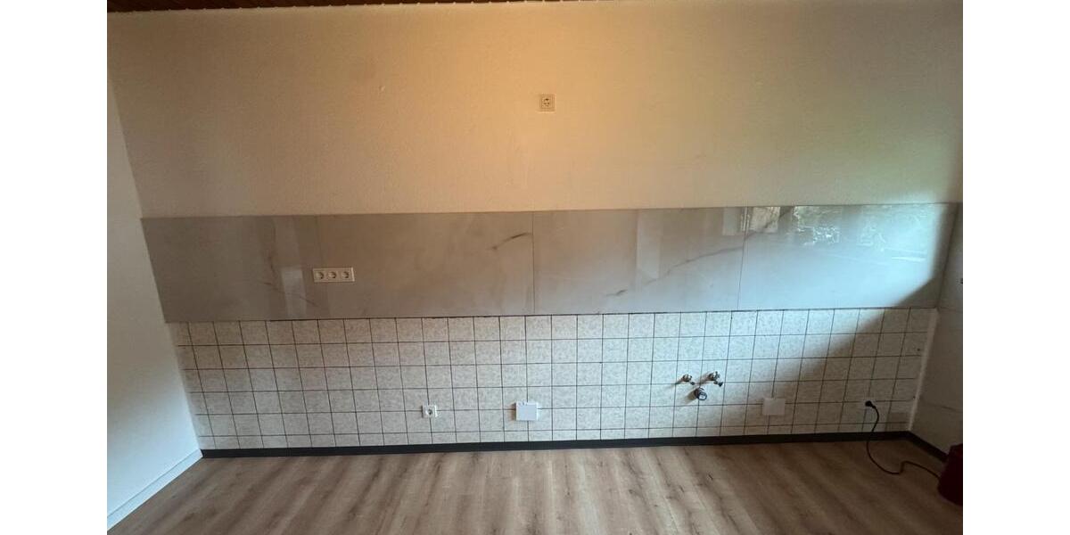 Erdgeschoßwohnung Kreuztal - 2 Zimmer, 95 m&sup2;, 900&euro; | Angebot:26691964