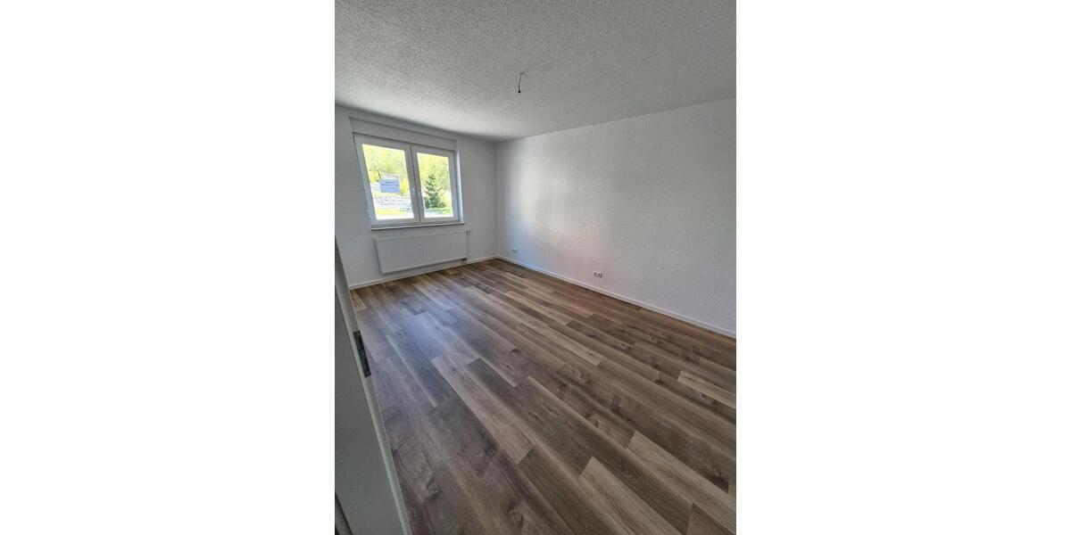 Erdgeschoßwohnung Ronneburg - 2 Zimmer, 61 m&sup2;, 465&euro; | Angebot:26533375