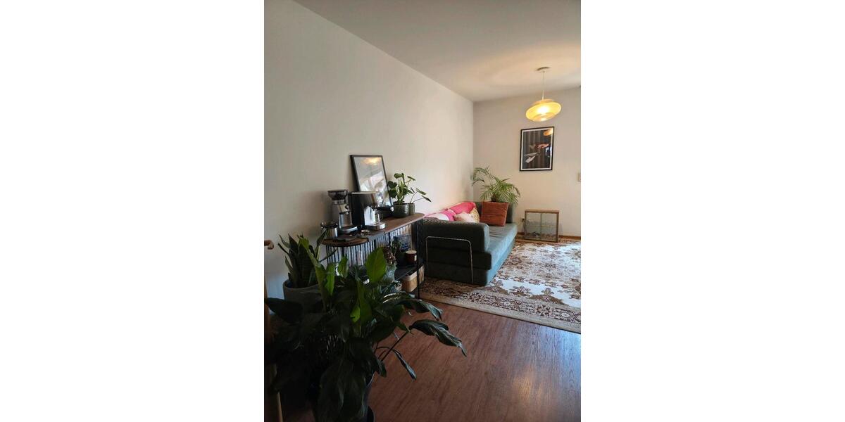 Etagenwohnung Gerbrunn - 3 Zimmer, 74 m&sup2;, 1.200&euro; | Angebot:25964207