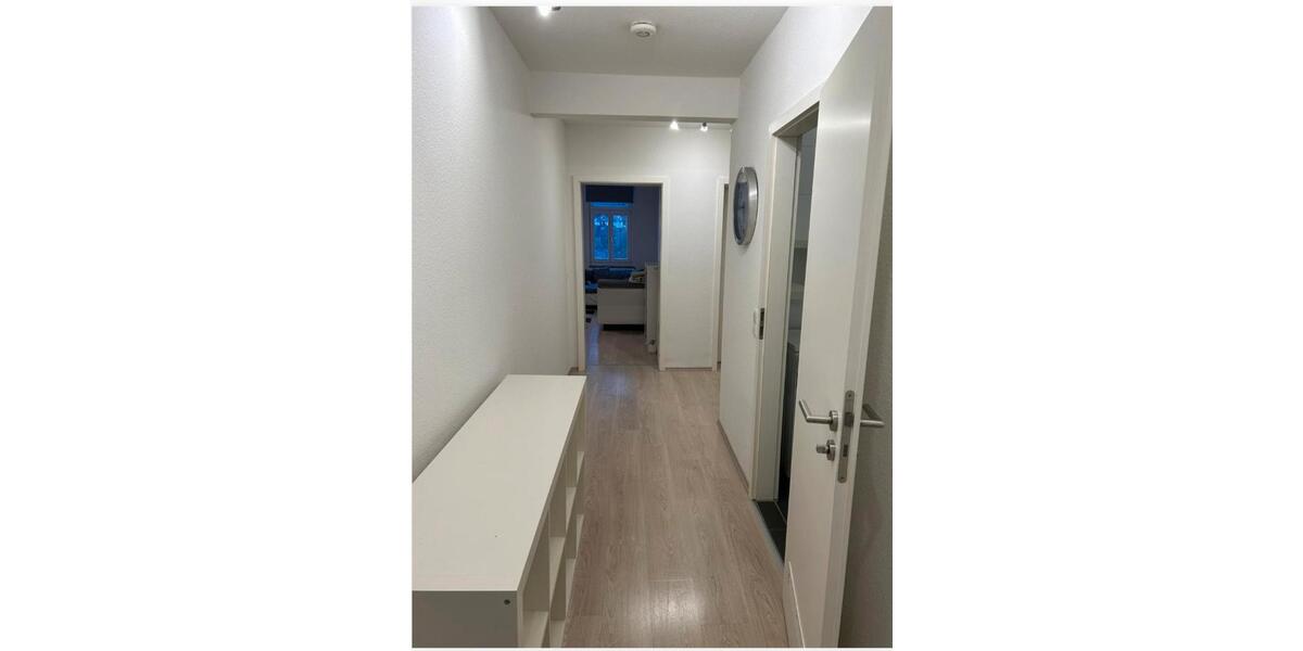 Etagenwohnung Esslingen am Neckar - 3 Zimmer, 80 m&sup2;, 1.200&euro; | Angebot:25158590