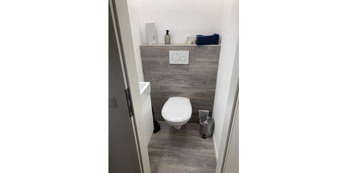 Möbilierte 2 Zimmer Wohnung mit Balkon u. Fahrstuhl in zentraler Lage in Bad Sobernheim zu vermieten 2 zimmer