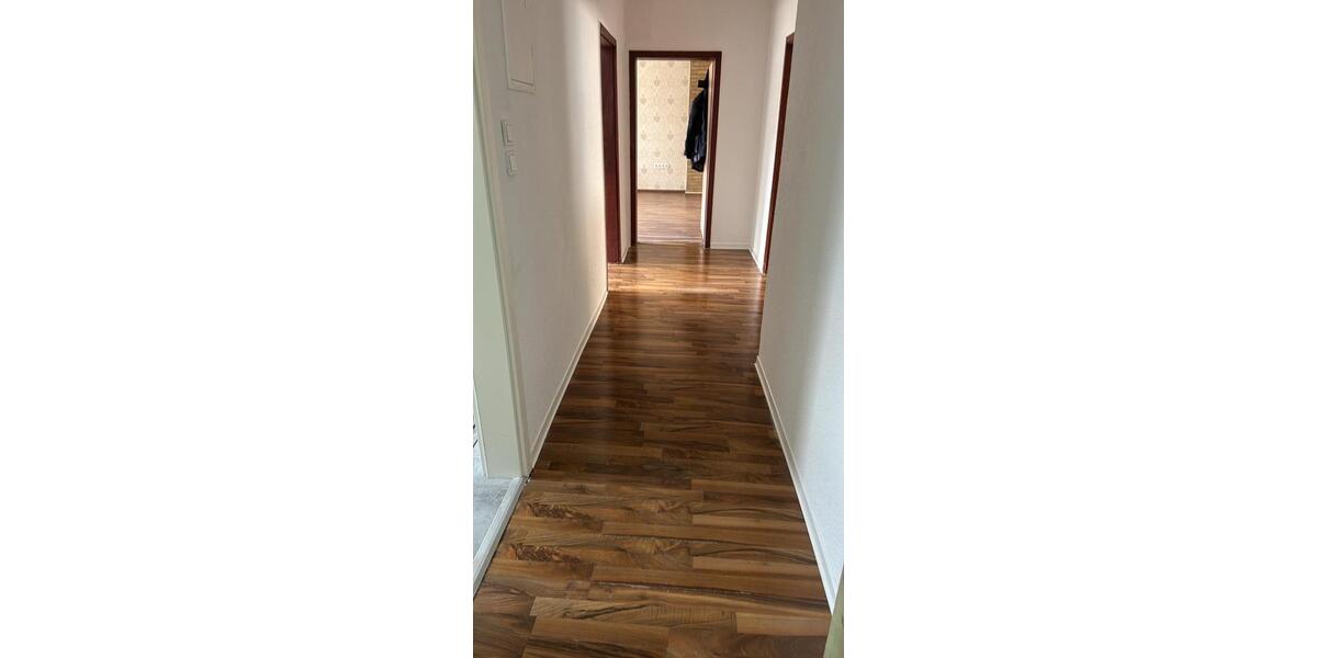 Etagenwohnung Neunkirchen - 4 Zimmer, 90 m&sup2;, 700&euro; | Angebot:26551288
