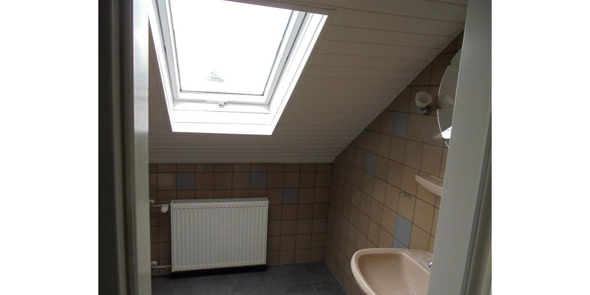 Dachgeschoßwohnung Würselen - 1 Zimmer, 44 m&sup2;, 420&euro; | Angebot:26095933