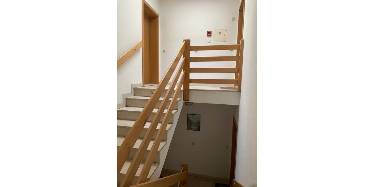 Etagenwohnung Schönebeck (Elbe) - 2 Zimmer, 60 m&sup2;, 360&euro; | Angebot:26300195