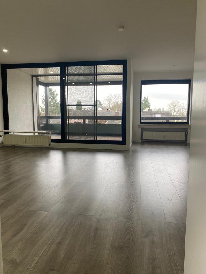 Wohnung-D-Unterbach 40627 3 Zimmer, 131qm ab 01.11.2025