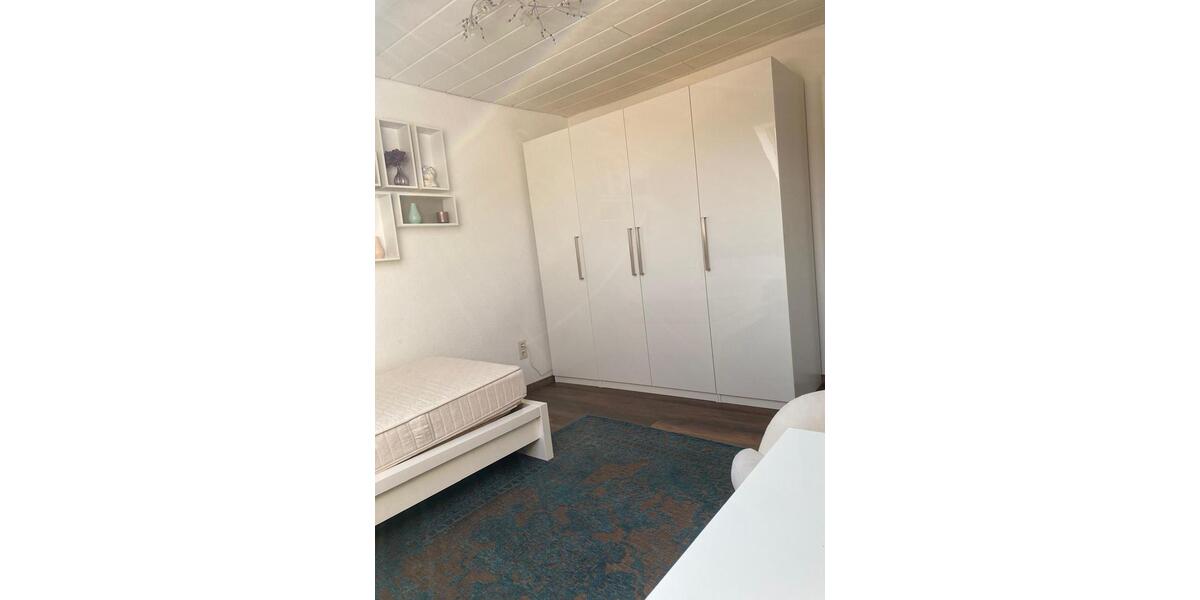 Wohnen auf Zeit Mannheim Hochstätt - 1 Zimmer, 35 m&sup2;, 550&euro; | Angebot:26276637