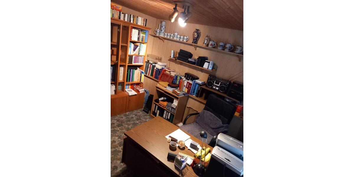 Einfamilienhaus Neuhaus am Rennweg - 4 Zimmer, 90 m&sup2;, 900&euro; | Angebot:24865025