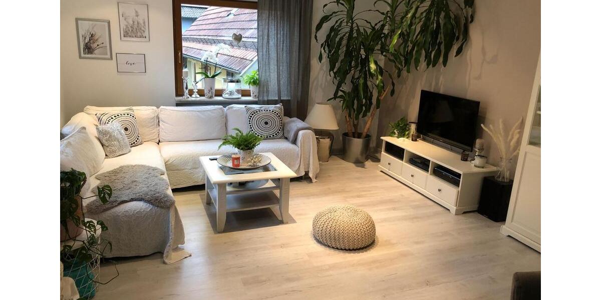 Etagenwohnung Baden-Baden Lichtental - 3 Zimmer, 85 m&sup2;, 1.100&euro; | Angebot:25361428