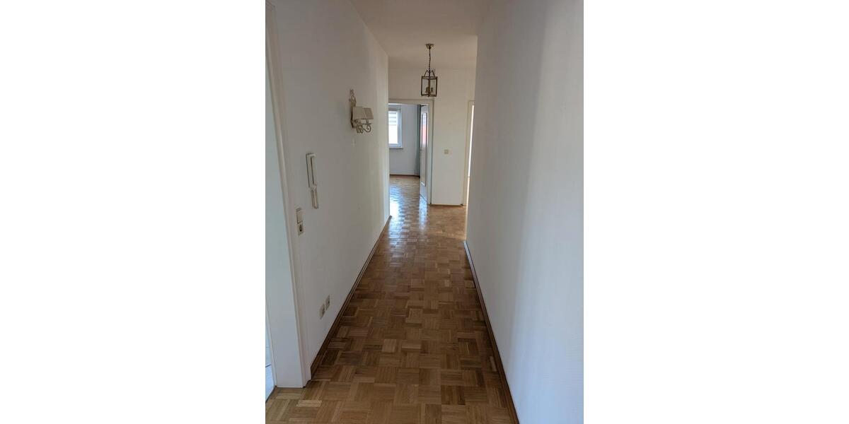 Etagenwohnung Bad Mergentheim - 4 Zimmer, 112 m&sup2;, 1.100&euro; | Angebot:26565148