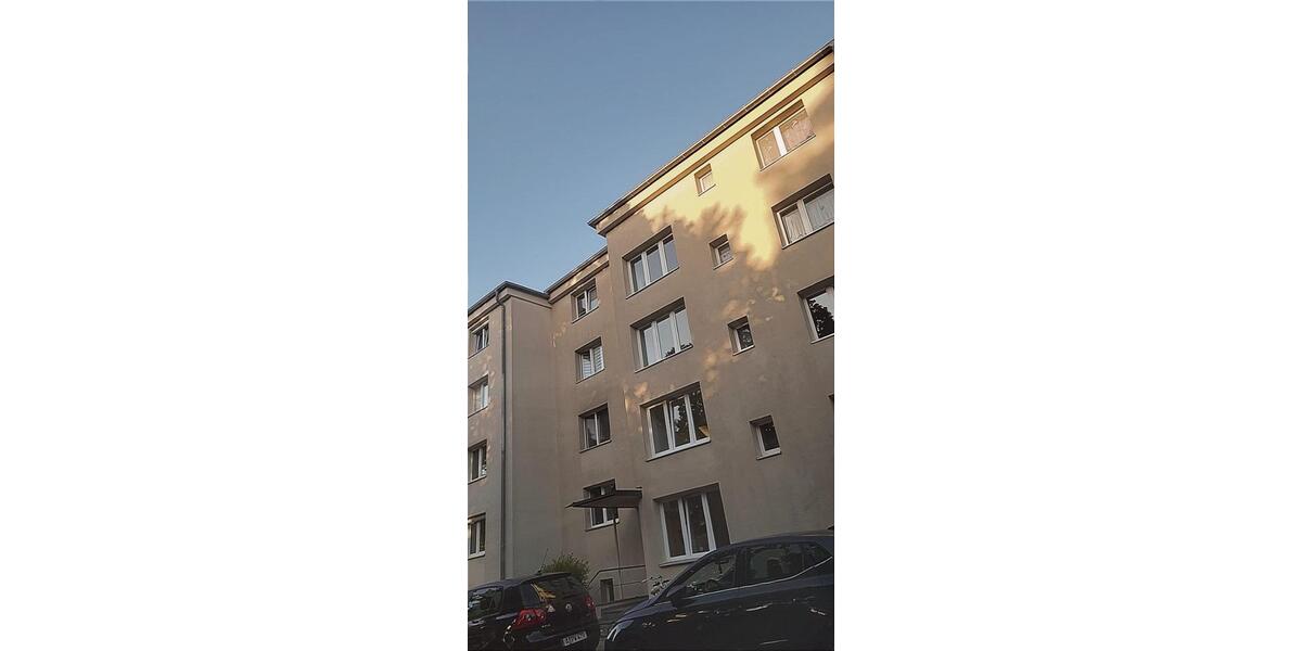 Vollmöbliertes WG Zimmer in 3er WG 1 zimmer