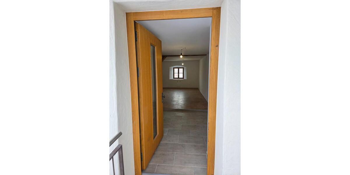 Etagenwohnung Greding - 2 Zimmer, 87 m&sup2;, 890&euro; | Angebot:24335382