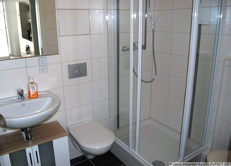 alles Neu mit Einbauküche, Aufzug + Balkon im Pfaffensteincarree 2 zimmer